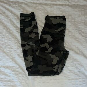 Green camo align 25”